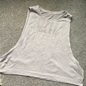 Tone It Up TIU Avocado Crop Tank XS/S